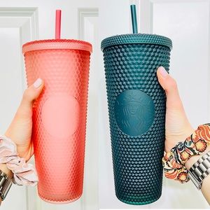💓NEW SET🌲 Starbucks Pink Lemonade and Matte Green Studded Tumbler Bundle